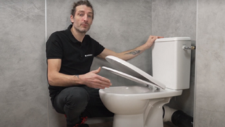 Installation d'un pack WC au sol Geberit Renova Rimfree® SH